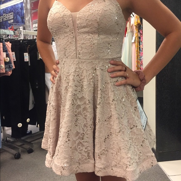 Homecoming Dress (PRICE DROP!!) - Picture 5 of 8